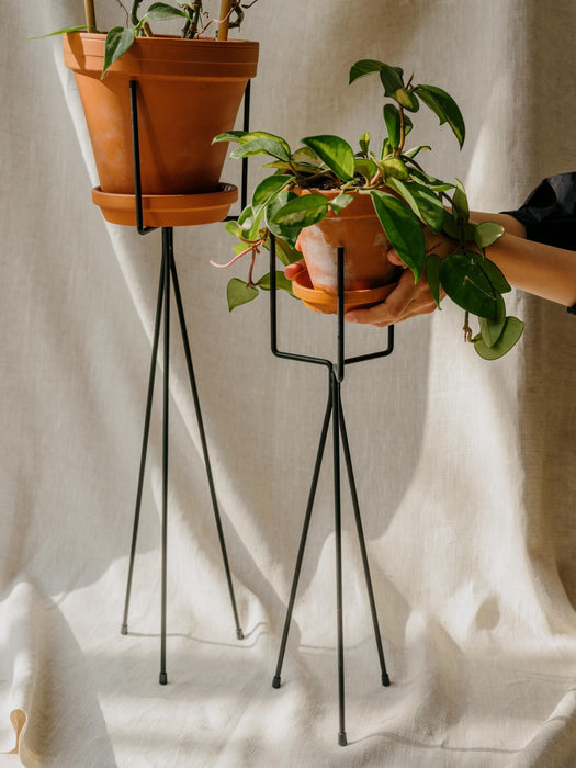 Kovový stojan na pokojovky