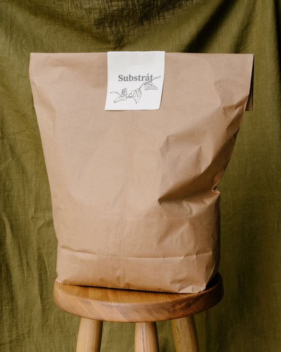 Univerzální substrát pro pokojovky